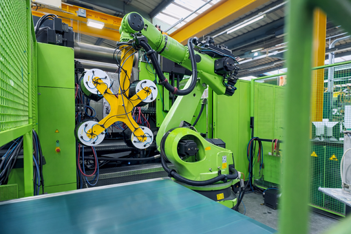 The Difference Between a Product Supplier and a Category Expert